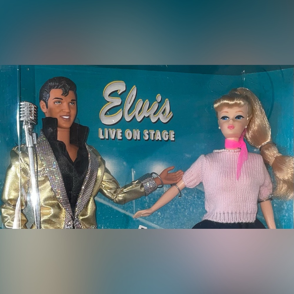 Barbie Loves Elvis Live On Stage – Collector Edition – NIB 1996 Vintage Doll Set - Picture 3 of 7